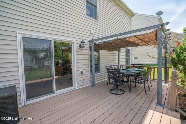 Building Photo - 6701 Bluffview Cir