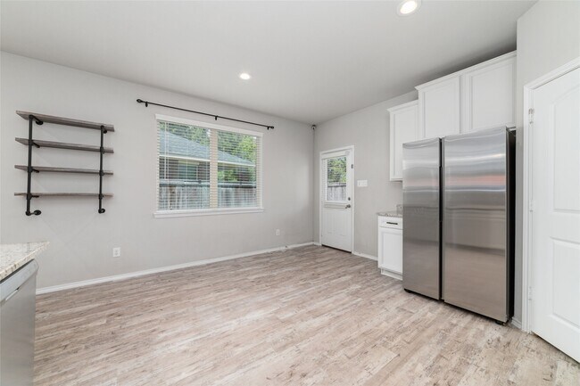 Building Photo - 16451 Rosary Pea Pl