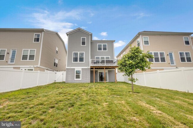 Building Photo - 1017 Coriander Ln