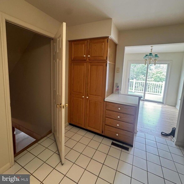 Building Photo - 4282 Wimbledon Dr