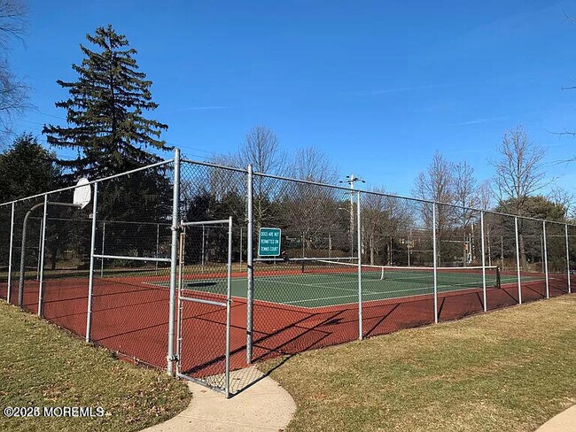 Building Photo - 76 Ironwood Ct