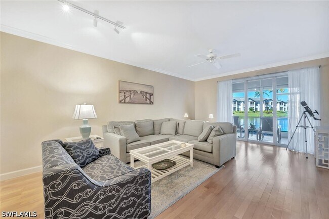 Building Photo - 818 Tanbark Dr