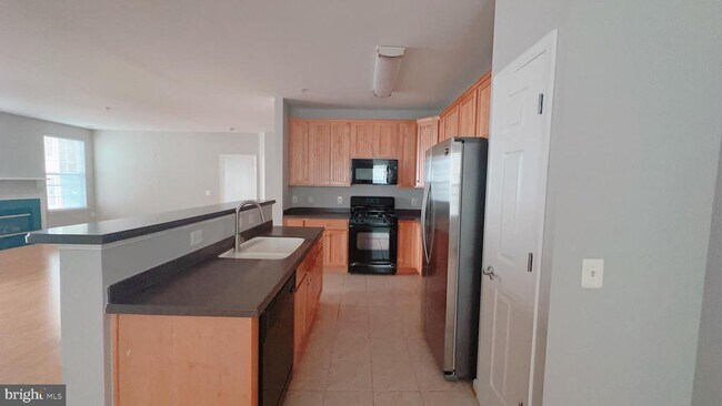 Building Photo - 4191 Lochleven Tr