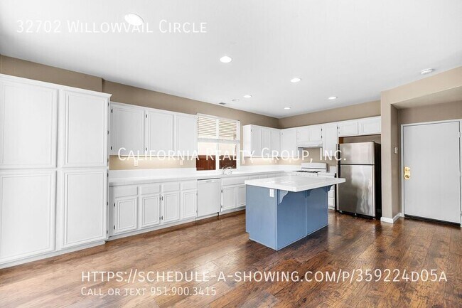 Building Photo - 32702 Willowvail Cir