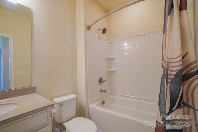 Building Photo - 6426 Hove Rd