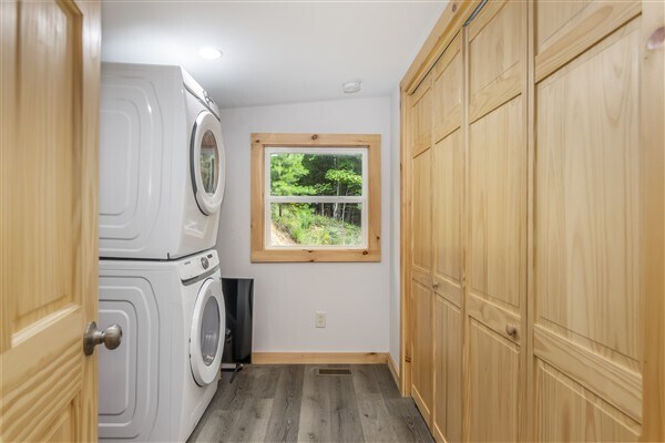 Building Photo - 1519 Tipton Springs Rd