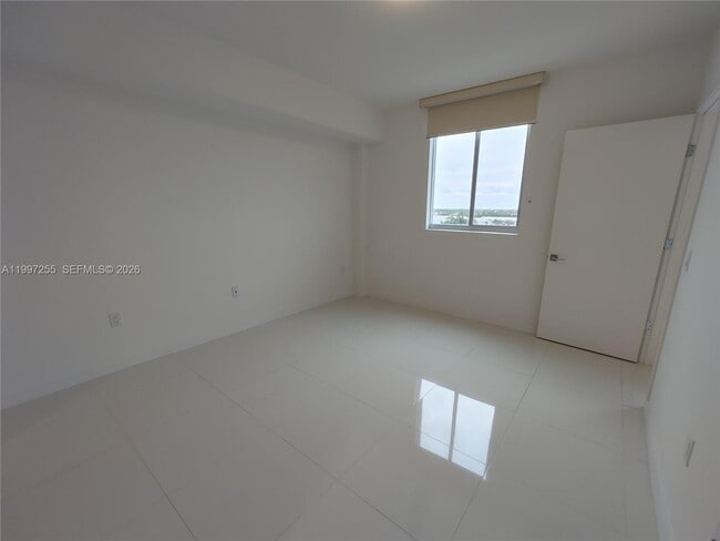 Building Photo - 7661 NW 107th Ave