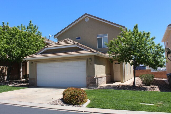 Building Photo - Fox Cove Unit