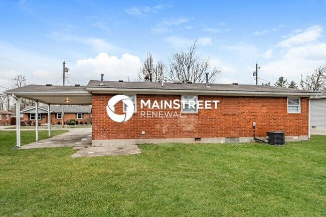 Building Photo - 3 Bedroom Pet-Friendly Home in Louisville, KY with Main Street Renewal