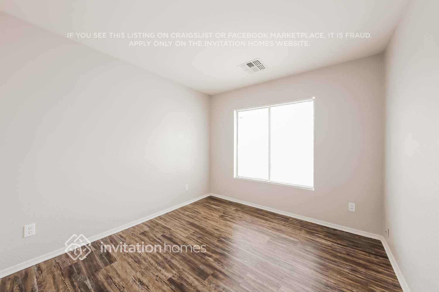 Building Photo - 12845 W Myer Ln