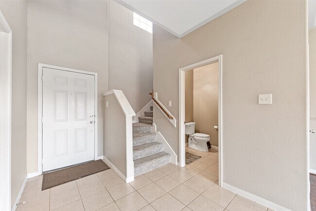 Building Photo - 9807 Opal Rock Dr