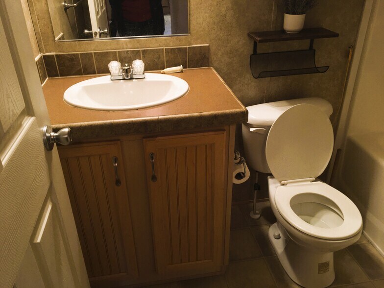 Building Photo - 15073 Dunnings Hwy