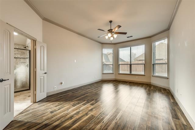 Building Photo - 110 Thoroughbred St