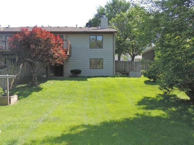 Building Photo - SUBLEASE AVAILABLE NOW