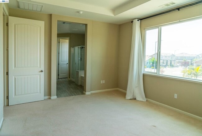 Building Photo - 607 Guild Rd