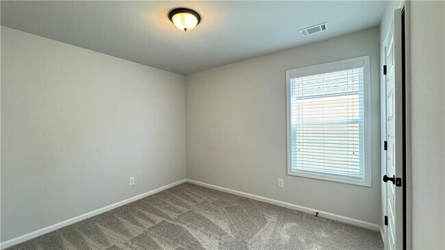 Building Photo - 2920 Westgate Park Dr