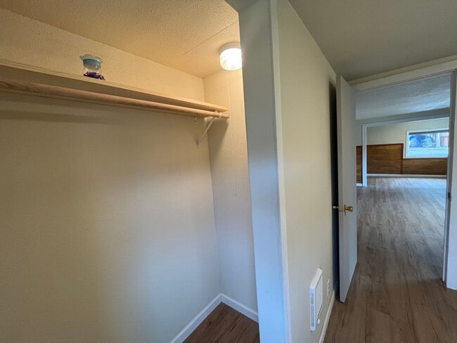 Building Photo - 2 Bed 1 Bath home in Powellhurst-Gilbert! In Unit Laundry and Private yard!