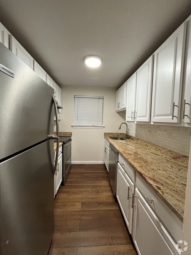 Kitchen 2 Bedroom - Fernwood Apartments