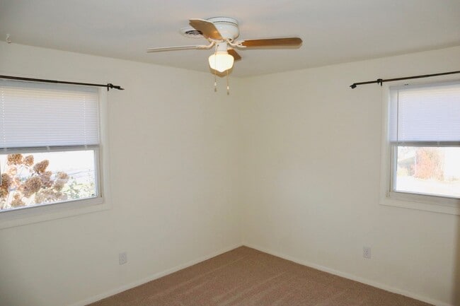 Building Photo - 1815 Convair Ln