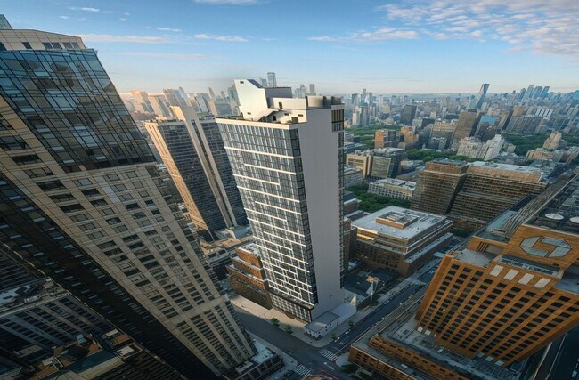 Building Photo - 111 Willoughby St