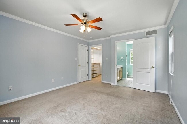 Building Photo - 3241 Henson Ave