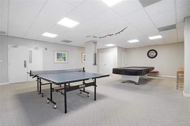 Building Photo - 3900 Galt Ocean Dr