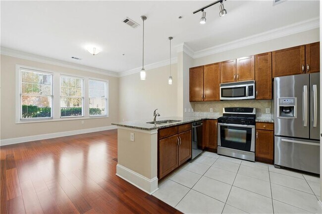 Building Photo - 3621 Vinings Slope SE