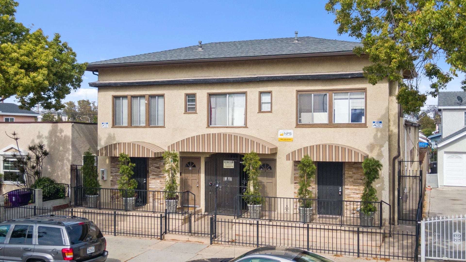 Building Photo - 1460 Gaviota Ave