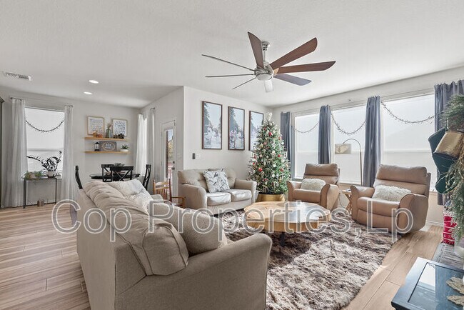 Building Photo - 2259 Gran Cielo Trl