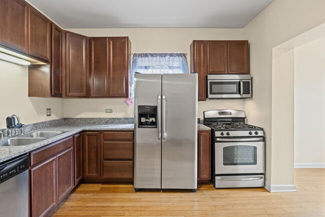 Building Photo - 8204 S Marquette Ave