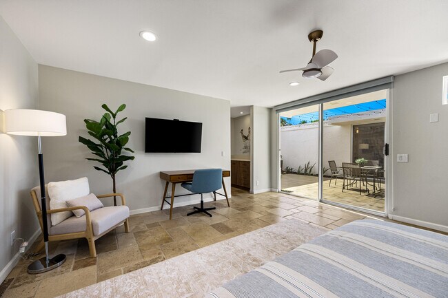 Building Photo - 76705 Sandpiper Dr