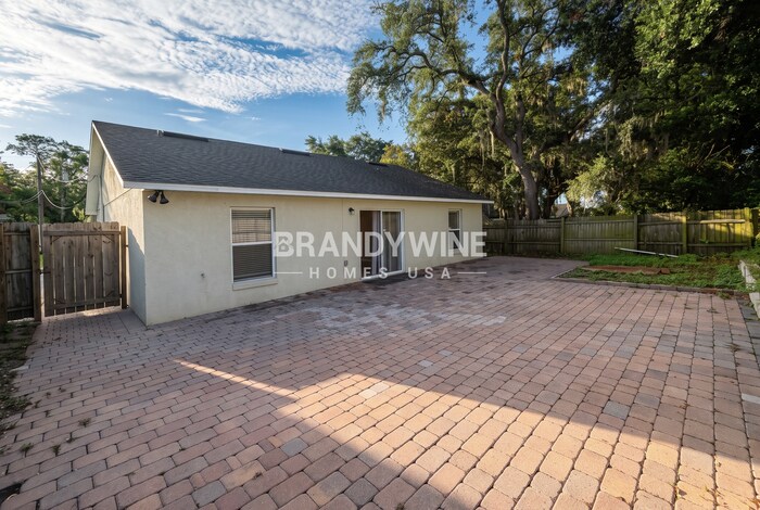 Building Photo - 424 Candler Ave