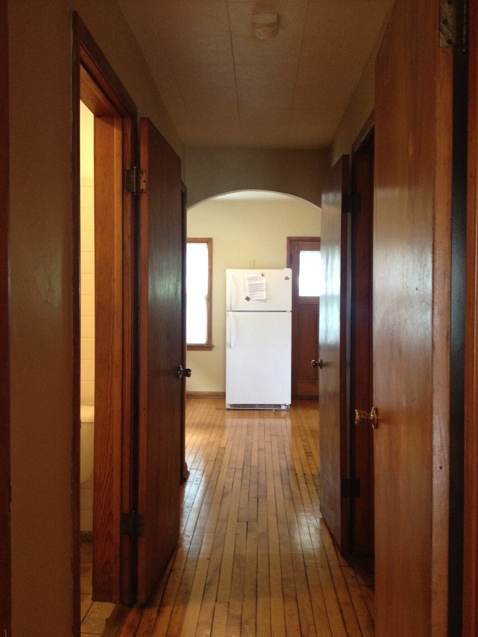 Building Photo - 2421 S Howell Ave