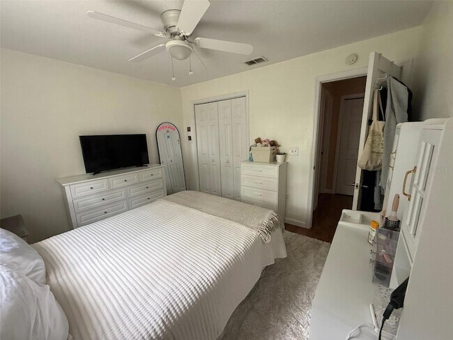 Building Photo - 4147 La Pasida Ln