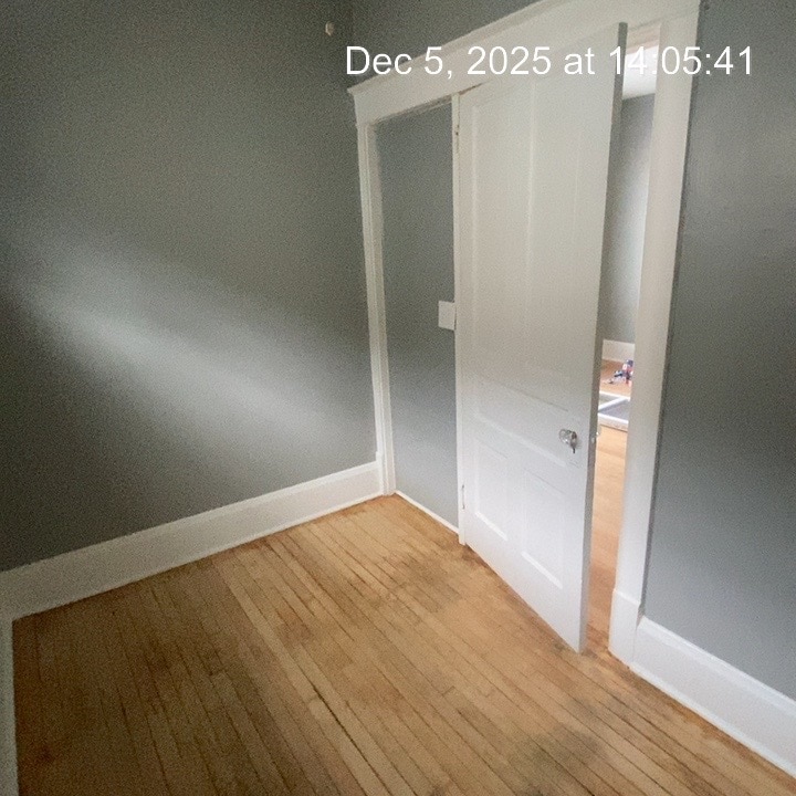 Building Photo - 823 E Clarke St