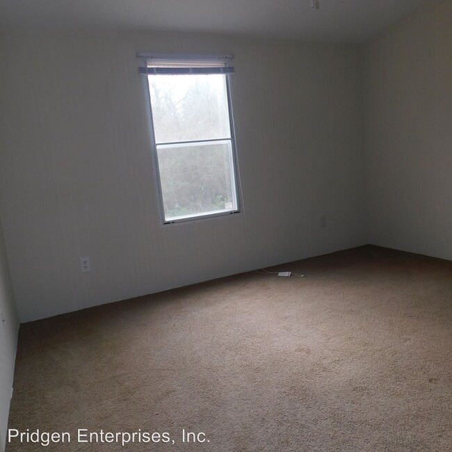 Building Photo - 3 br, 2 bath House - 107 Smokey Ridge Road