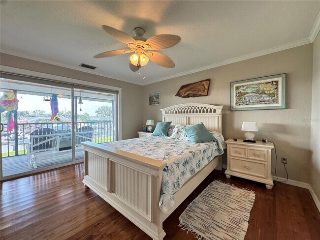 Building Photo - 10443 Waterbird Way