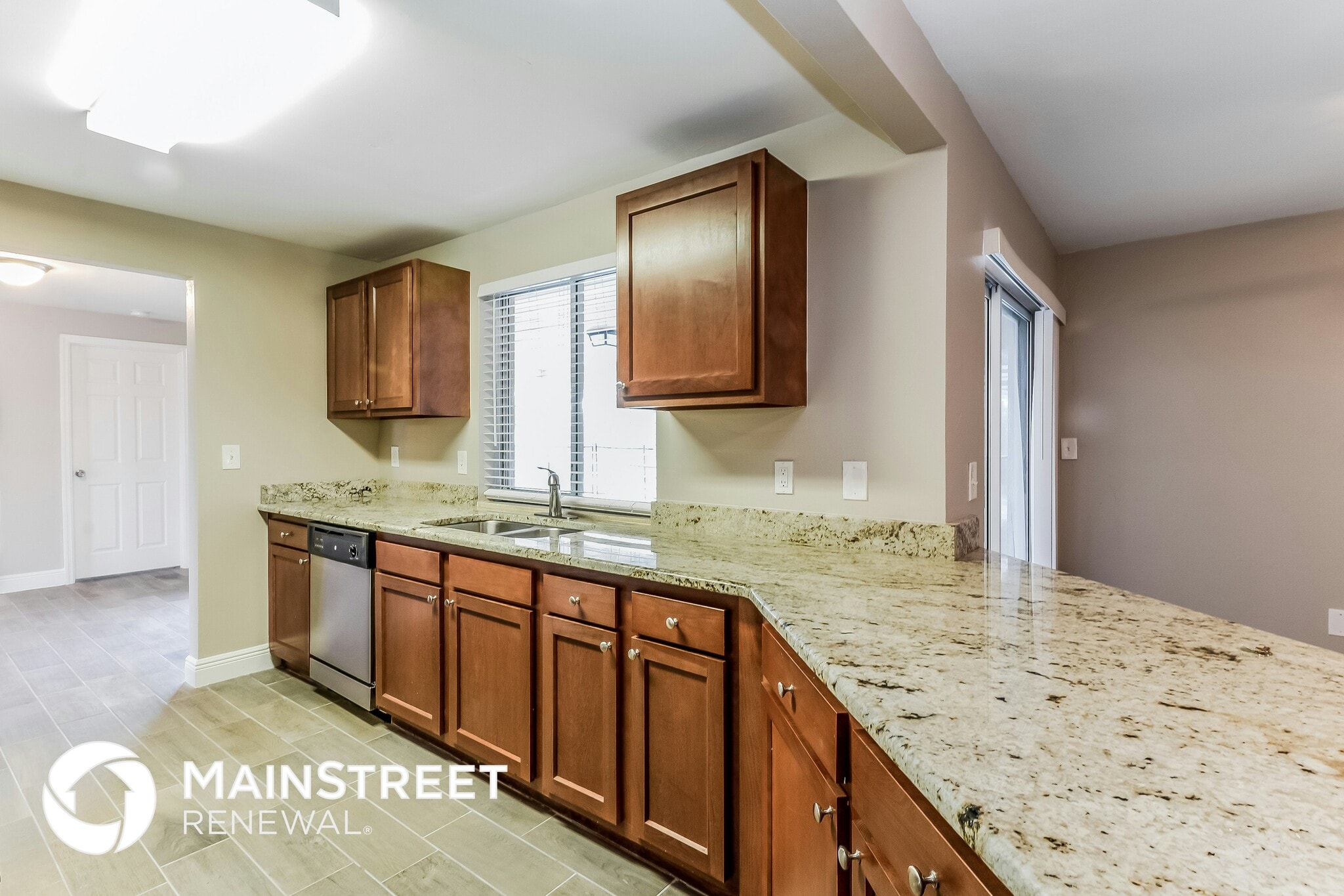 Building Photo - 928 SE 35th St