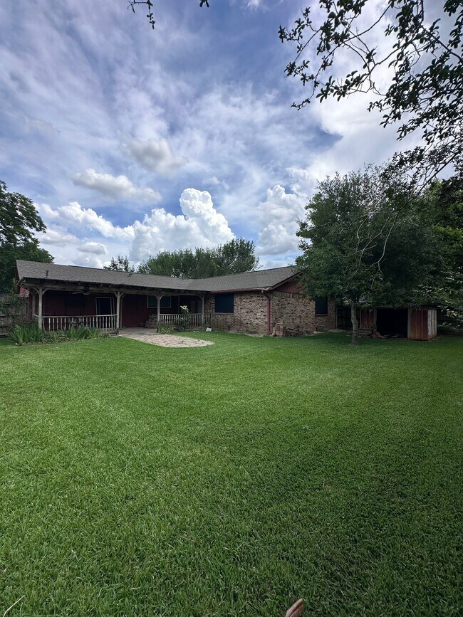 Building Photo - 21302 Park Rock Ln