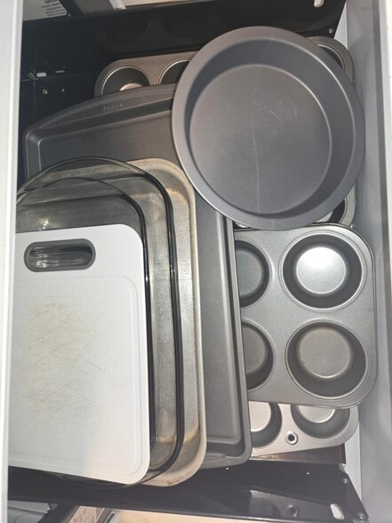 BAKEWARE - 1713 Anderson St