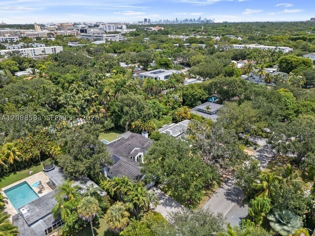 Building Photo - 5851 SW 77th Terrace