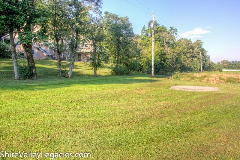 Building Photo - 201 Farview Rd