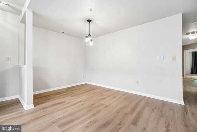Building Photo - 624 Brickhouse Rd