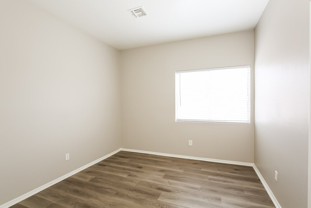 Building Photo - 5637 Island Mist St