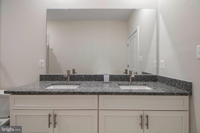 Building Photo - 7960 -B Potter Pl