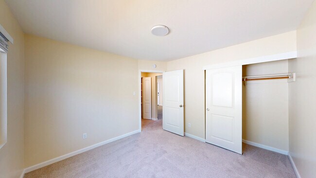 Building Photo - 15457 Marty Dr