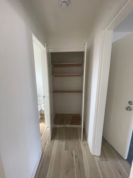 Building Photo - 2019 Arlington Ave