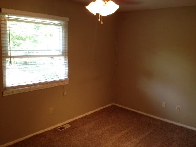 Building Photo - 7058 Manderlay Dr