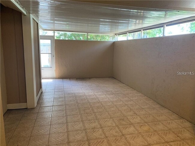 Building Photo - 4913 Rockledge Cir