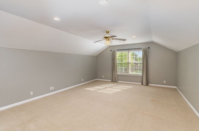 Building Photo - Franklin Home For Lease